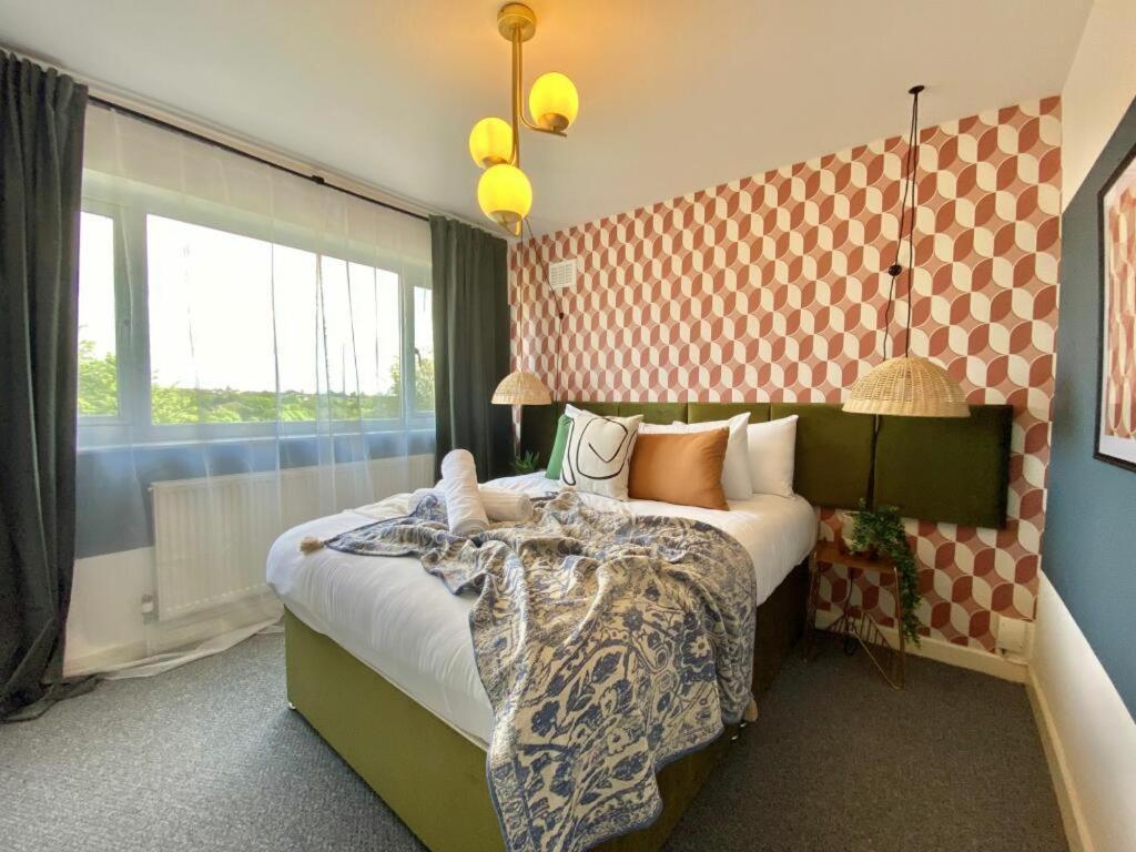 Coventry Huge 4Bed 2Bath Private Parking Nec By Empower Homes Exterior foto