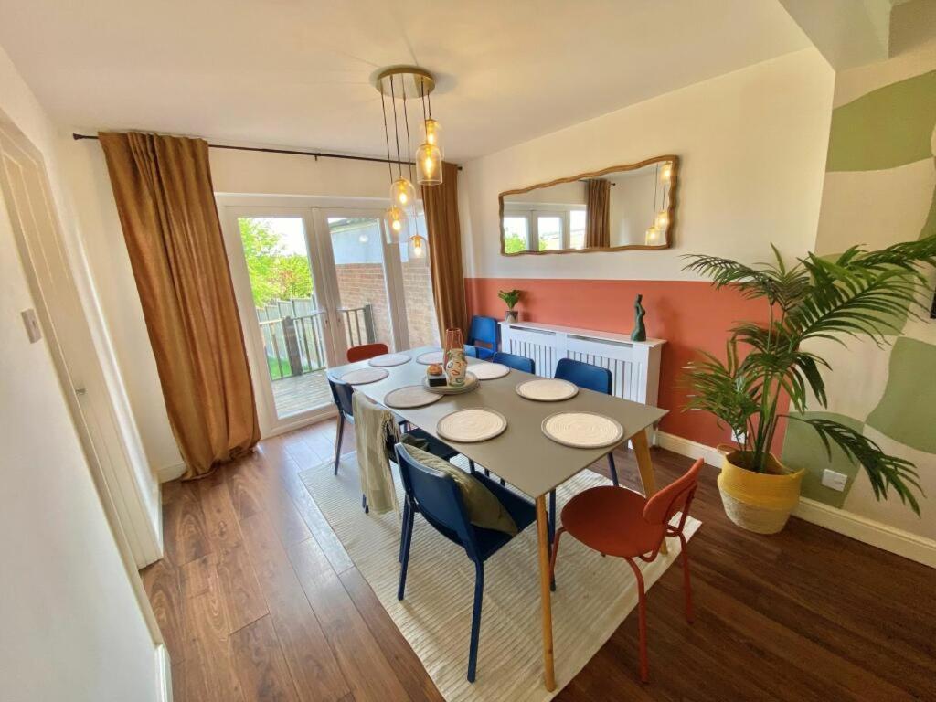 Coventry Huge 4Bed 2Bath Private Parking Nec By Empower Homes Exterior foto